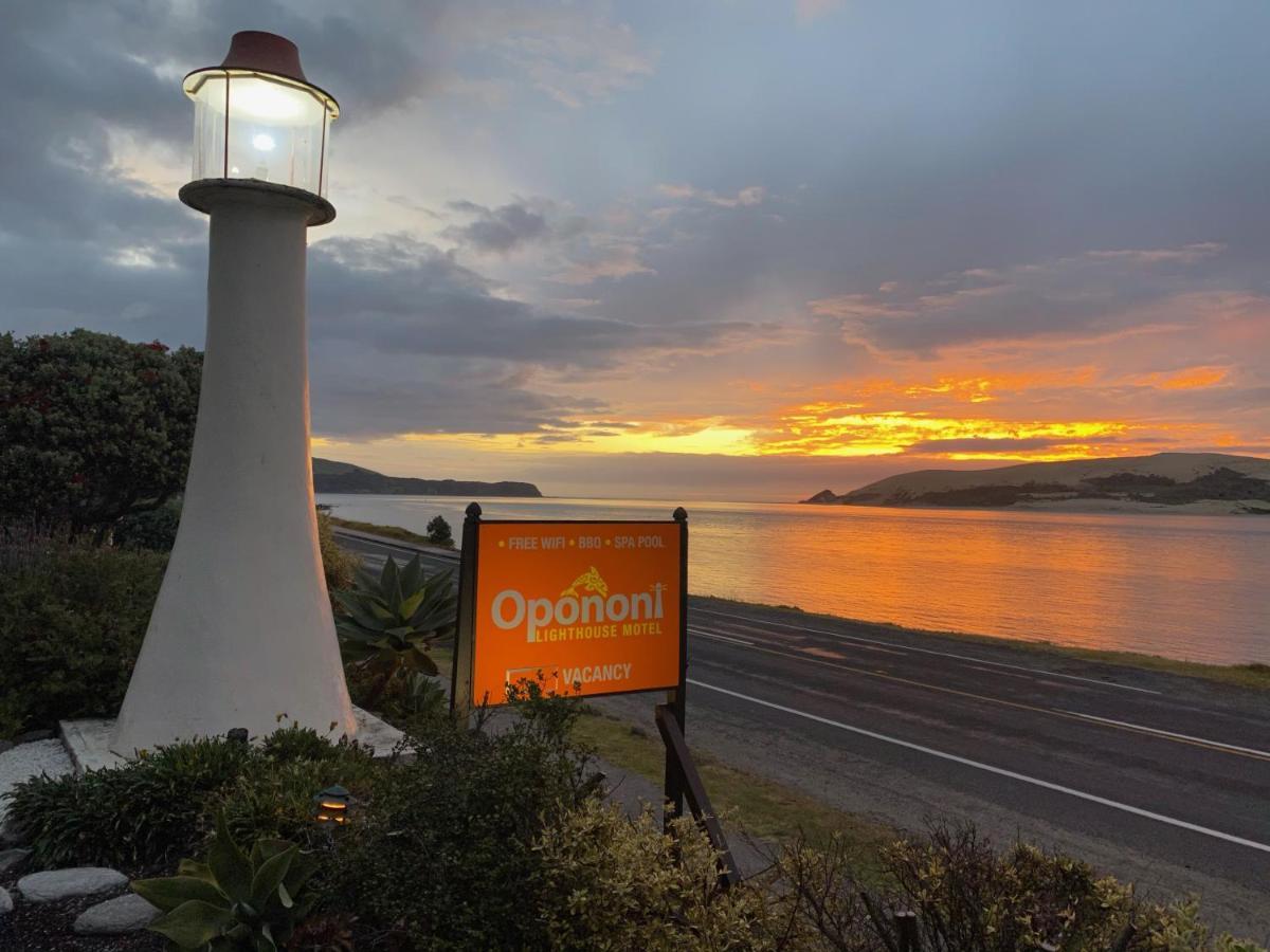 Opononi Lighthouse Motel Екстериор снимка