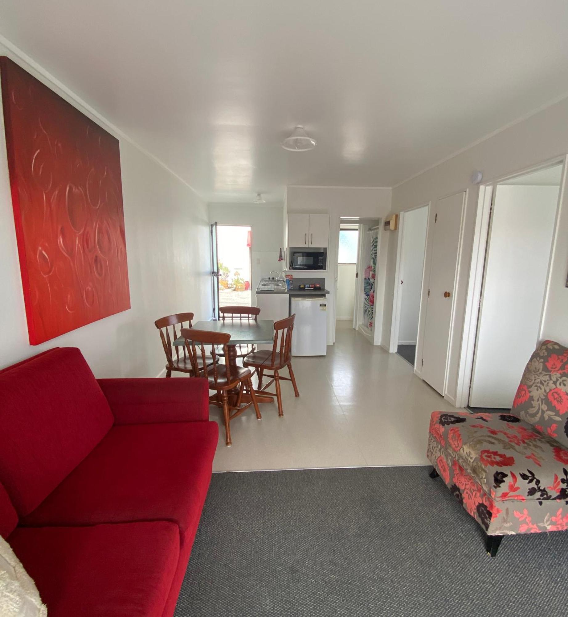 Opononi Lighthouse Motel Екстериор снимка